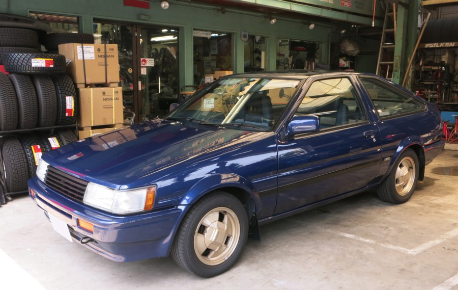 S59年 カローラ レビン AE86 GTV
