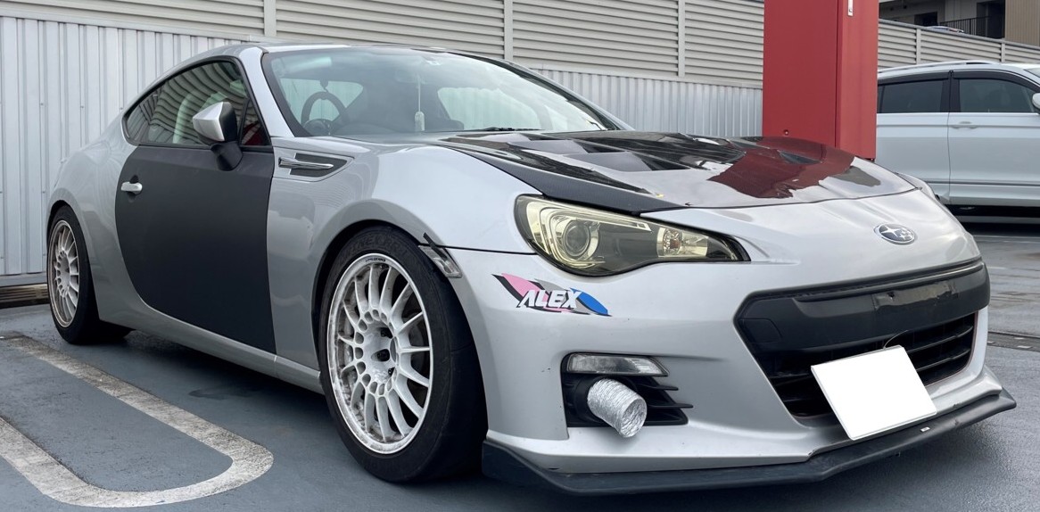 2013年 スバルBRZ (ZC6)