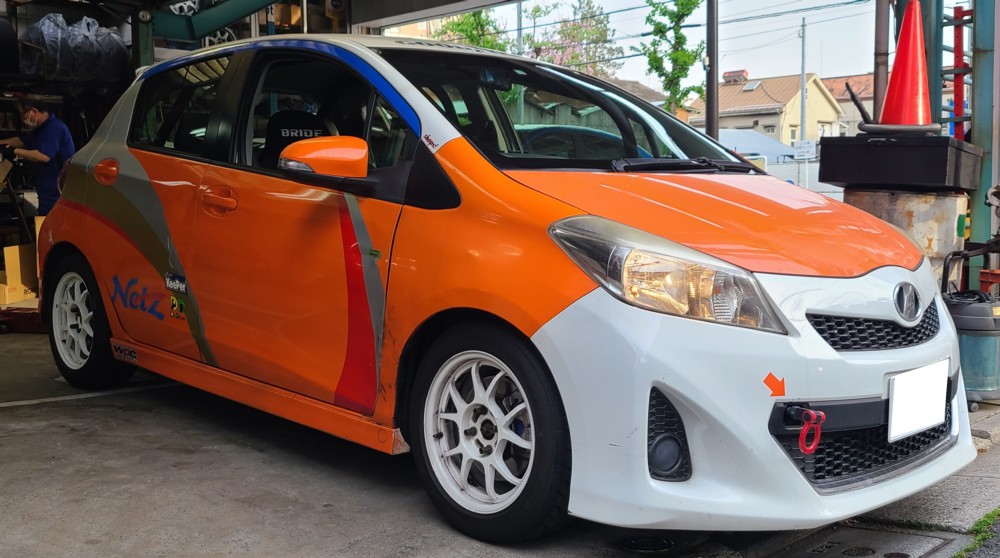 平成24年　トヨタ　VITZ NCP131　1NZ
ワンメークCUPカー仕様　5名乗車